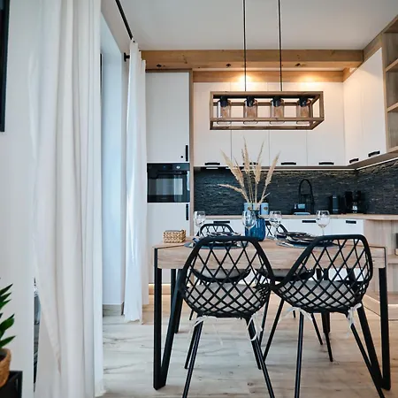 Laguna Beskidów - Blue Mountain *