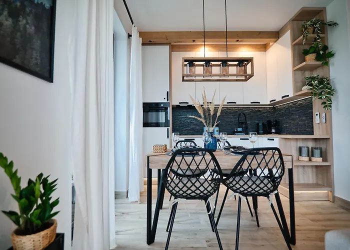 Laguna Beskidow - Blue Mountain *